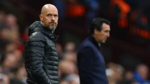 Manchester United earn battling draw at Villa