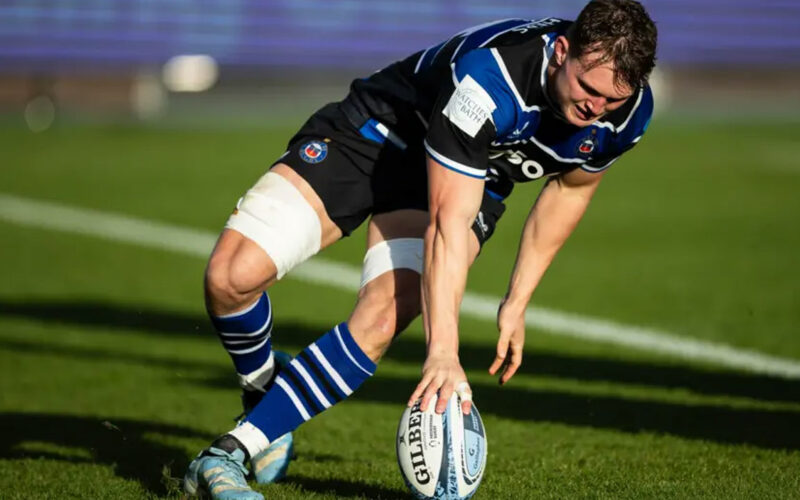 Two sent off as Bath overpower Sale to go top