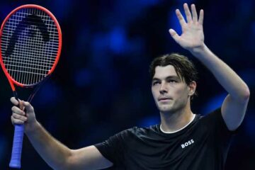 Fritz beats irate Medvedev in ATP Finals opener