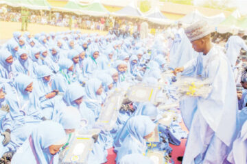 Students of Madarasatu Ahlu Badar Walkulliyatu Litahfizil Qur’an Islamiyya during their graduation