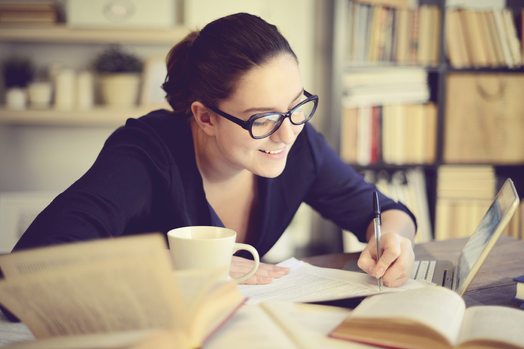 Simple Writer Picture A simple guide to becoming a great writer - Teen Trust News