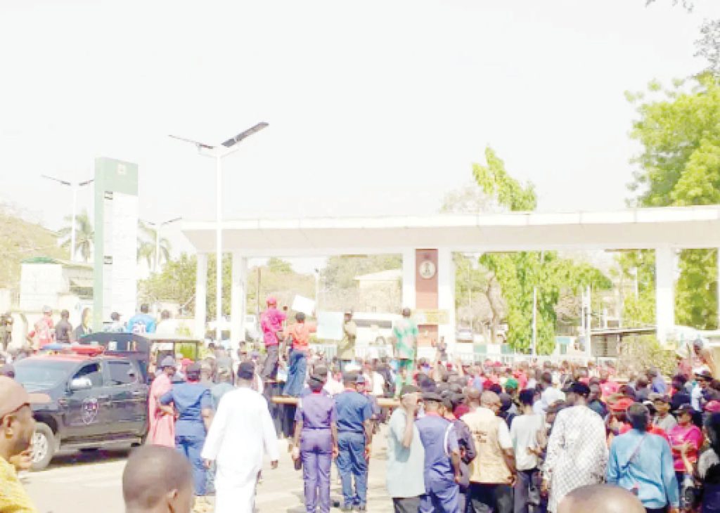 FCT schools, health centres remain shut as workers strike lingers