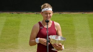 Bouzkova beats Navarro to clinch Nottingham title