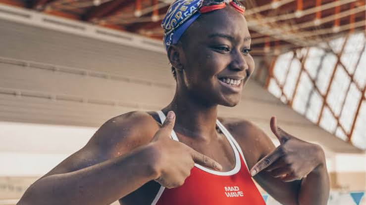 Teenager Munachi Odulukwe Sets Historic Swimming Record at Nigeria’s First World’s Largest Swimming Lesson