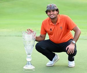 Chacarra wins in India to take Race to Dubai lead