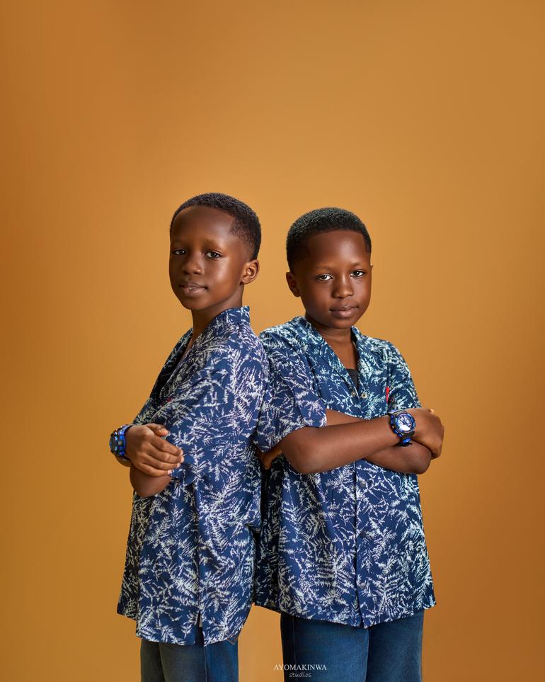 Nigerian twins make author debut at 10 Nigerian twins make author debut at 10